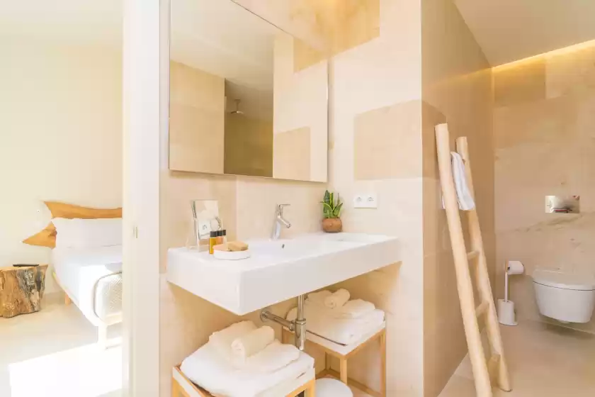 Holiday rentals in Es lligats sa costa - adults only, Sant Llorenç des Cardassar