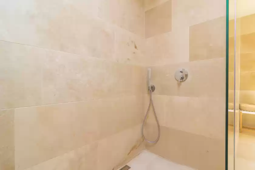 Holiday rentals in Es lligats sa costa - adults only, Sant Llorenç des Cardassar