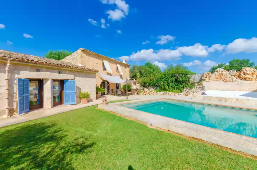 Holiday rentals in Son costa, Sineu
