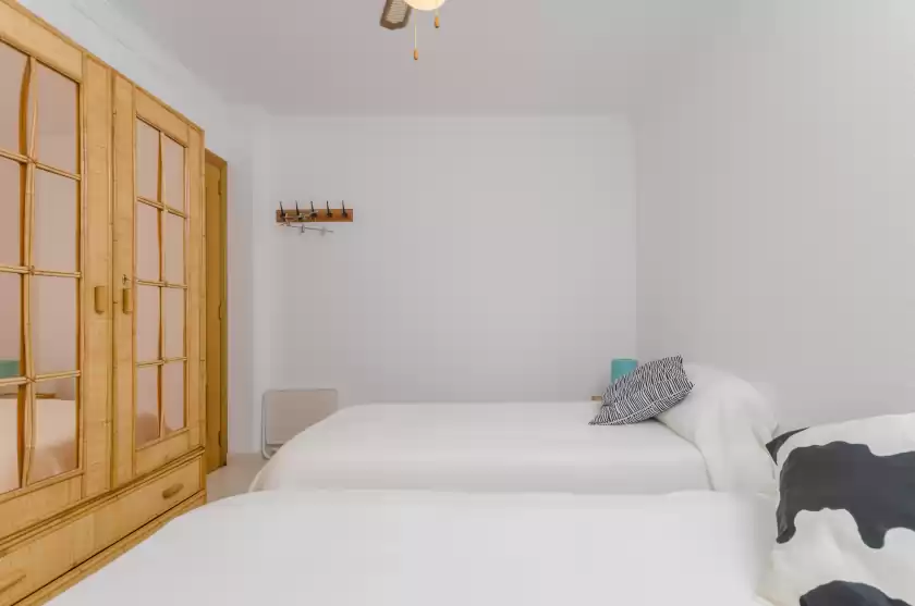 Holiday rentals in Bahía grande, Badia Gran