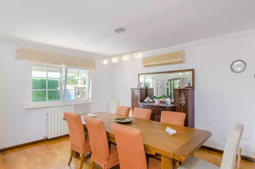 Holiday rentals in Bahía grande, Badia Gran