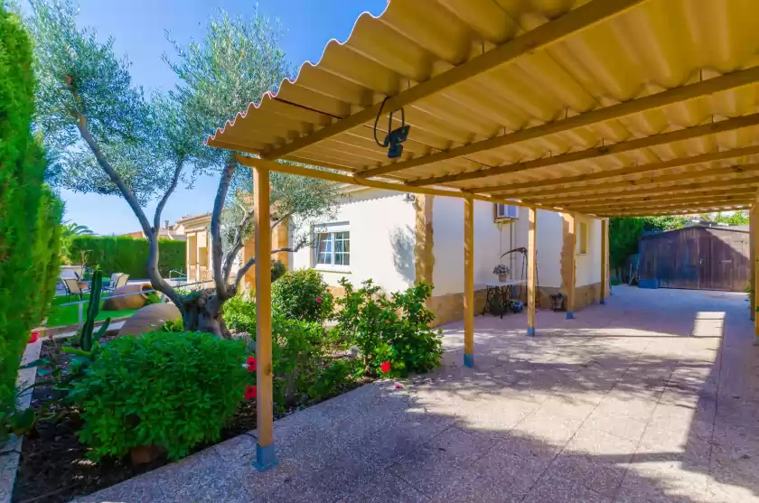 Holiday rentals in Bahía grande, Badia Gran