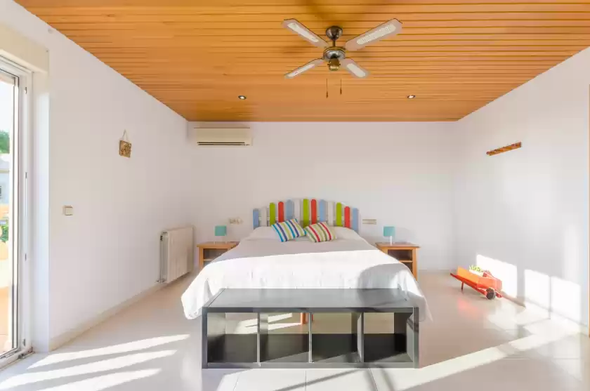 Holiday rentals in Bahía grande, Badia Gran
