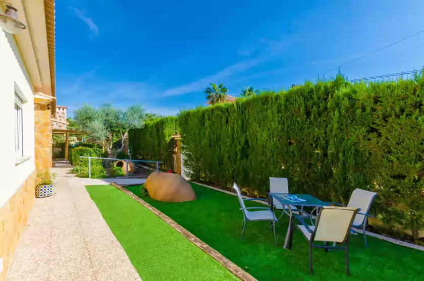 Holiday rentals in Bahía grande, Badia Gran