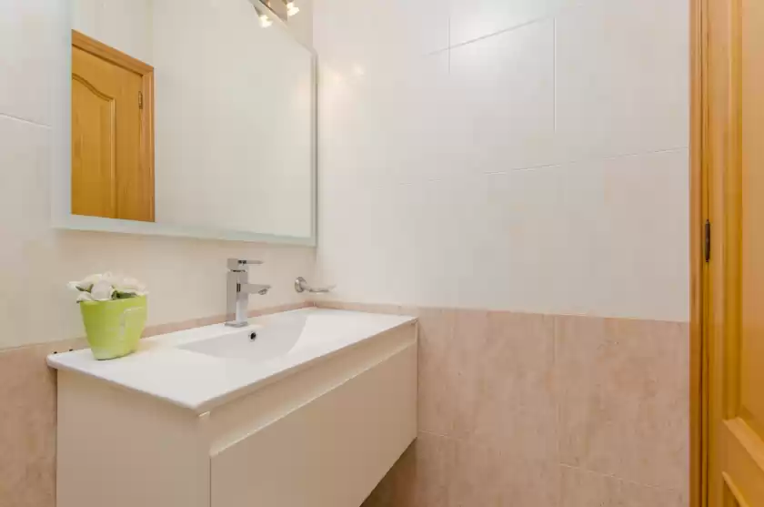 Holiday rentals in Bahía grande, Badia Gran