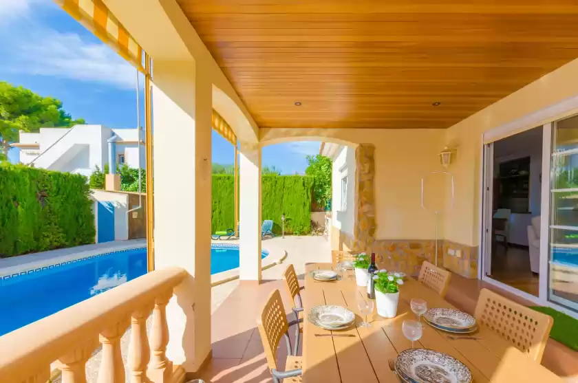 Holiday rentals in Bahía grande, Badia Gran