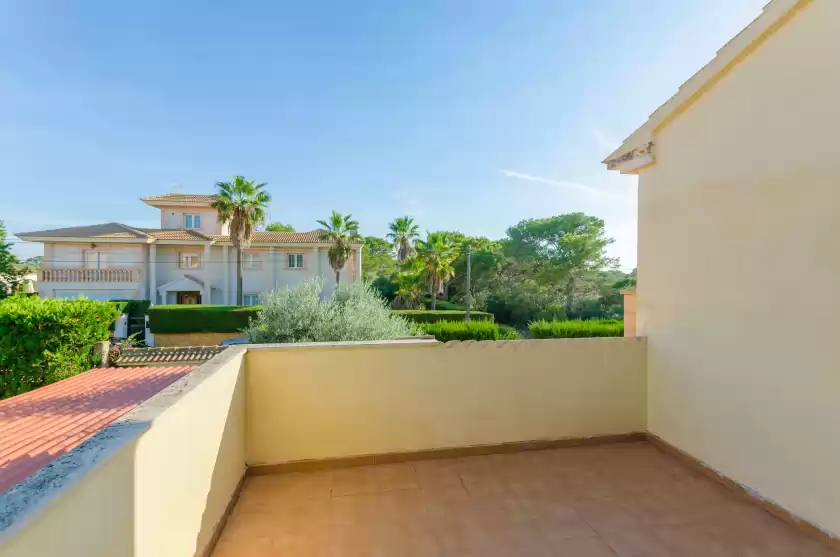 Holiday rentals in Bahía grande, Badia Gran