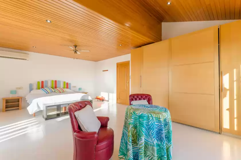 Holiday rentals in Bahía grande, Badia Gran