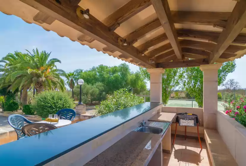 Holiday rentals in Can passarell, Campos