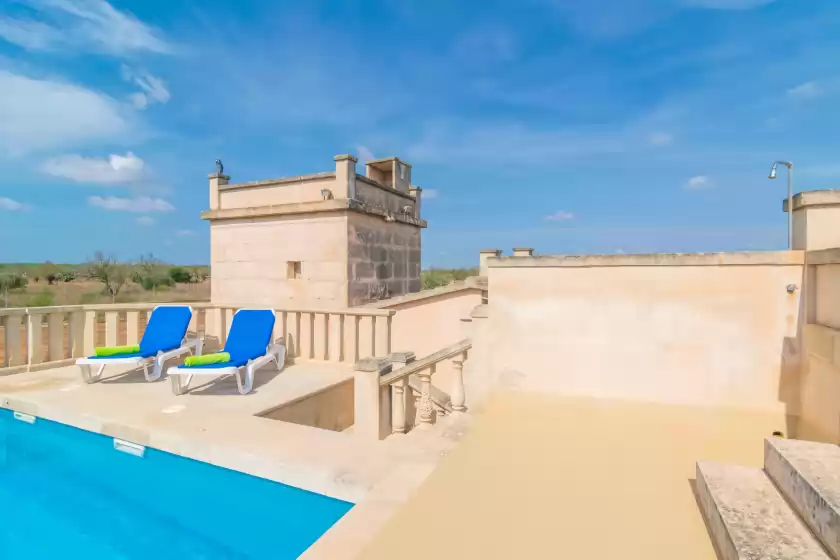 Holiday rentals in Can passarell, Campos