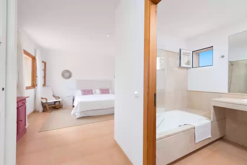 Holiday rentals in Casa azalea, Cala Bona