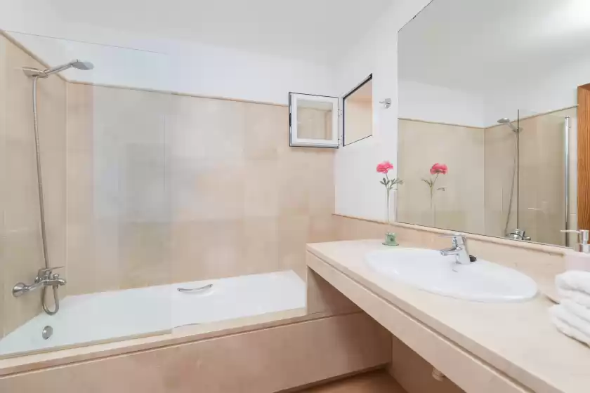 Holiday rentals in Casa azalea, Cala Bona