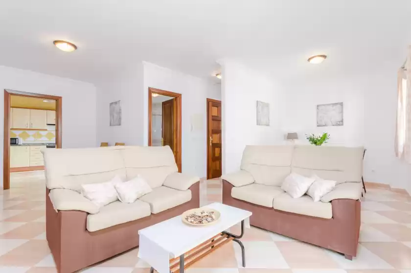 Holiday rentals in Roser (roser de artà), Artà