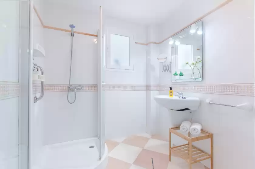 Holiday rentals in Roser (roser de artà), Artà