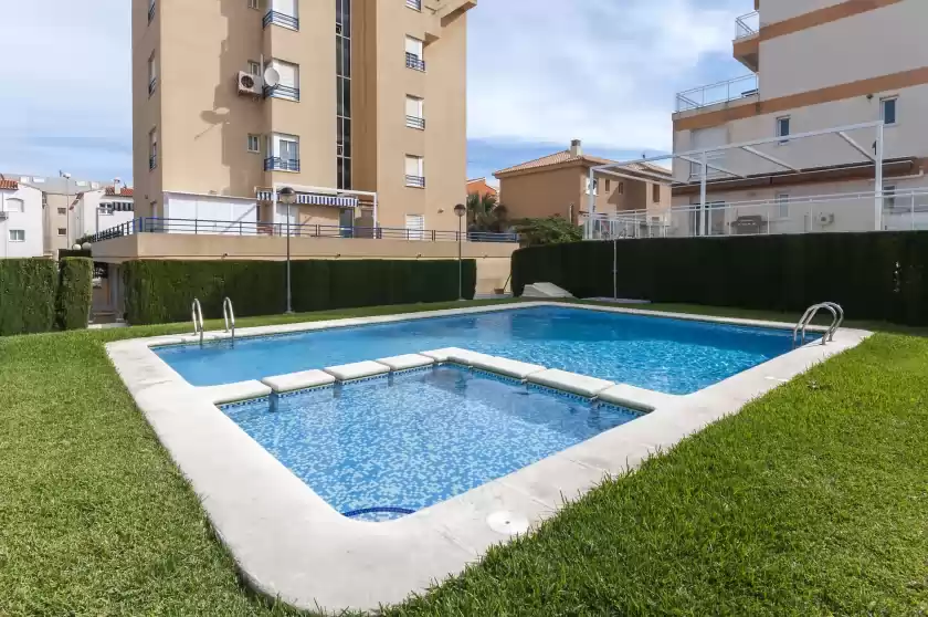 Holiday rentals in Esencia de oliva