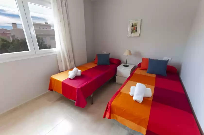 Holiday rentals in Esencia de oliva, Urbanització Platja d'Oliva