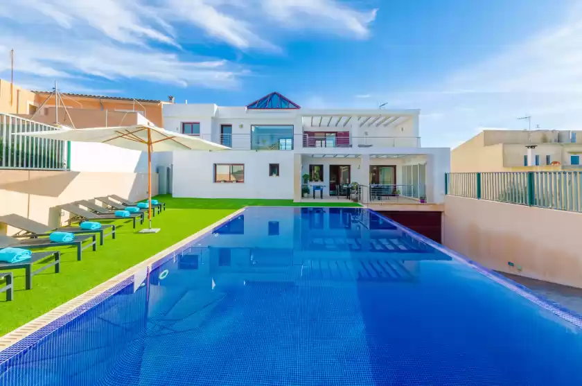 Holiday rentals in Villa puigverd, Felanitx