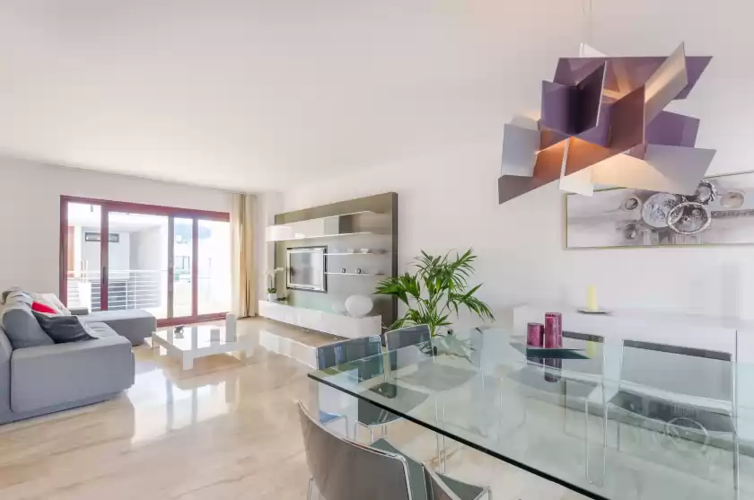 Holiday rentals in Villa puigverd, Felanitx