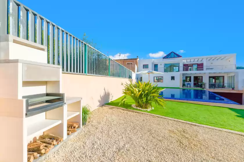 Holiday rentals in Villa puigverd, Felanitx