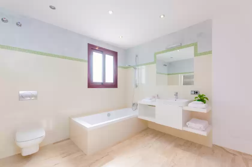 Holiday rentals in Villa puigverd, Felanitx