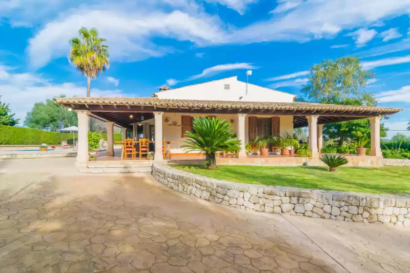 Holiday rentals in Es pou, Biniamar