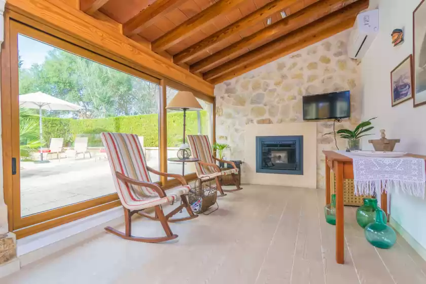 Holiday rentals in Es pou, Biniamar