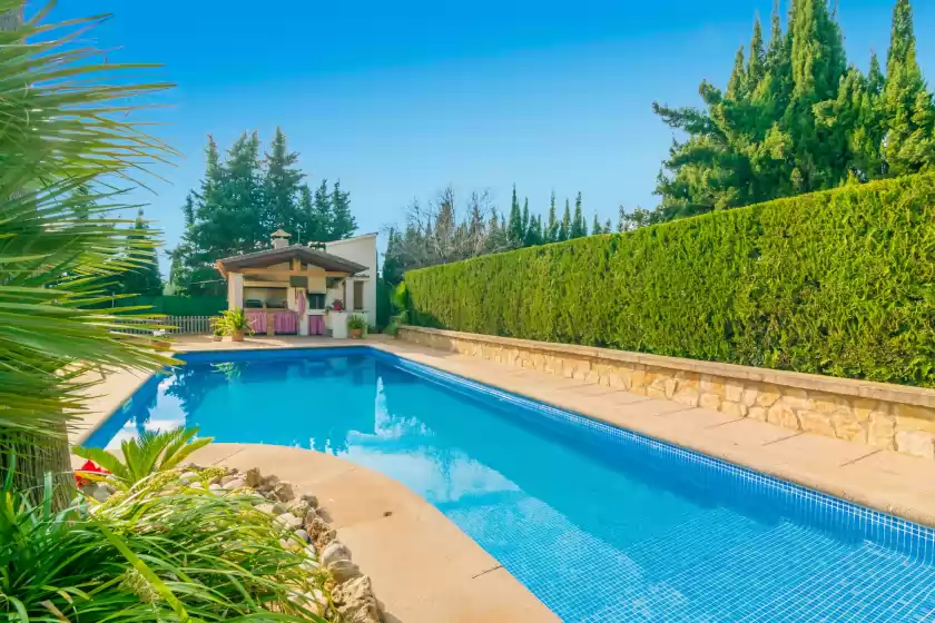 Holiday rentals in Es pou, Biniamar