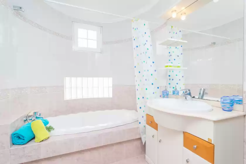 Holiday rentals in Casa laura, es Pont d'Inca