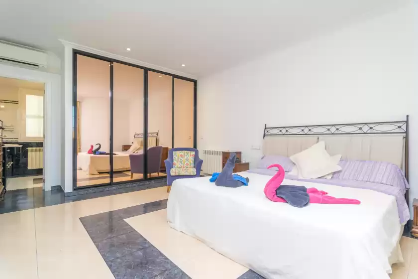 Holiday rentals in Casa laura, es Pont d'Inca