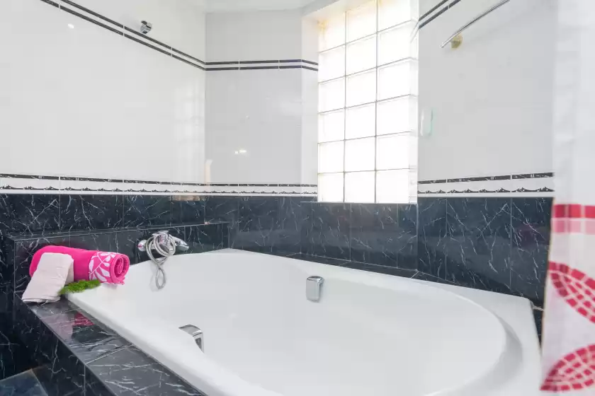 Holiday rentals in Casa laura, es Pont d'Inca
