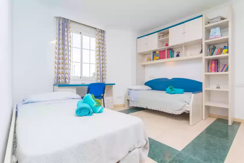 Holiday rentals in Casa laura, es Pont d'Inca