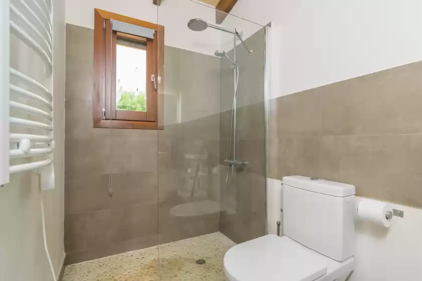 Holiday rentals in Paratge de son toniet, Búger