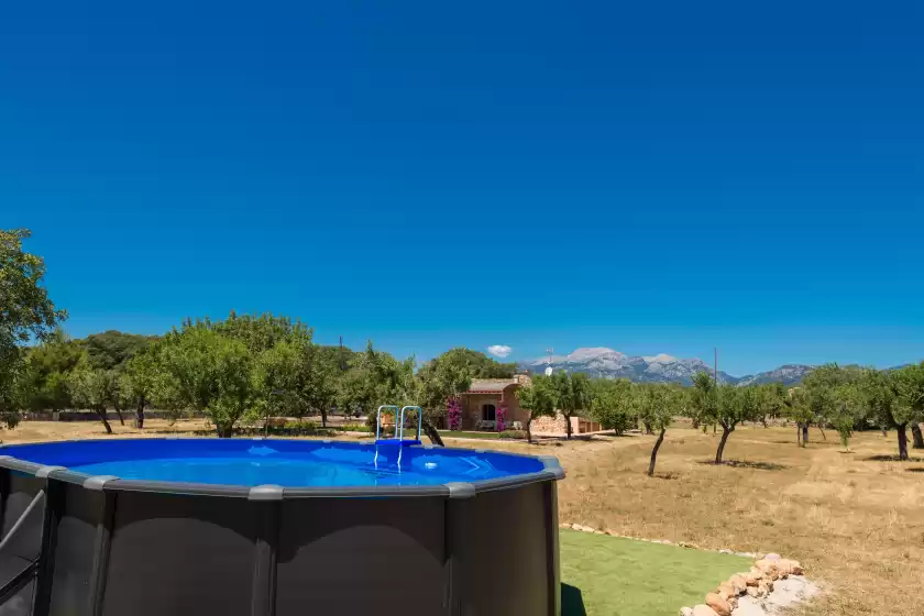 Holiday rentals in Paratge de son toniet, Búger