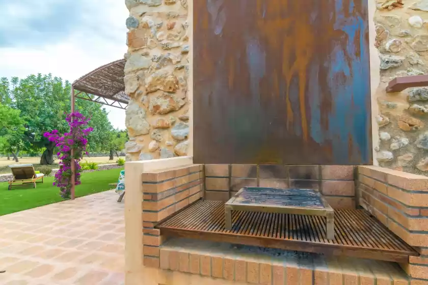Holiday rentals in Paratge de son toniet, Búger