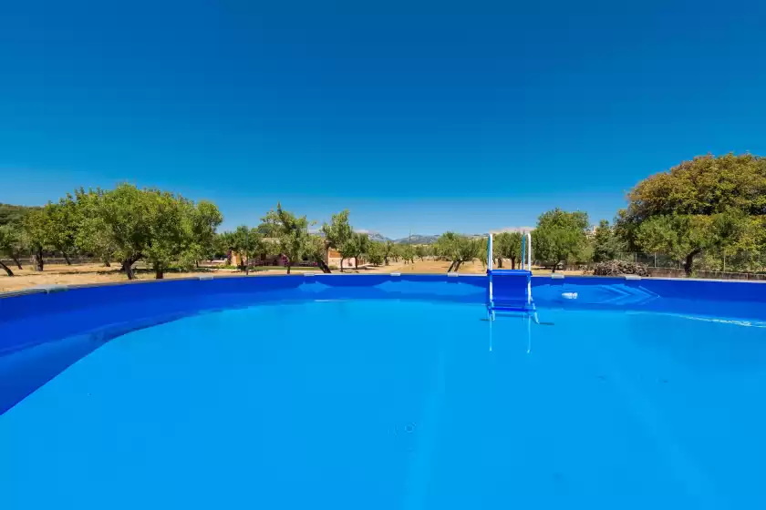 Holiday rentals in Paratge de son toniet, Búger