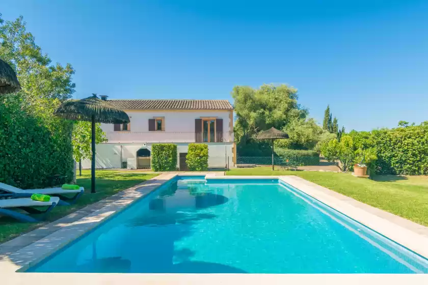 Holiday rentals in Can mostatxet
