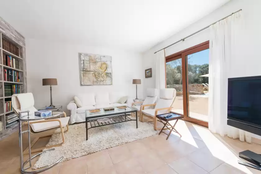 Holiday rentals in Can madis, Costitx