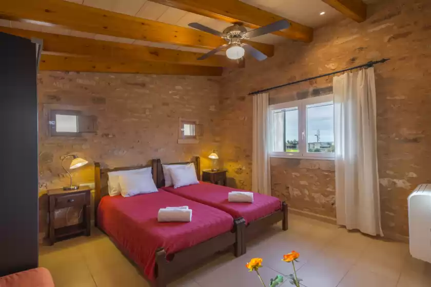 Holiday rentals in Son coves petit, Campos