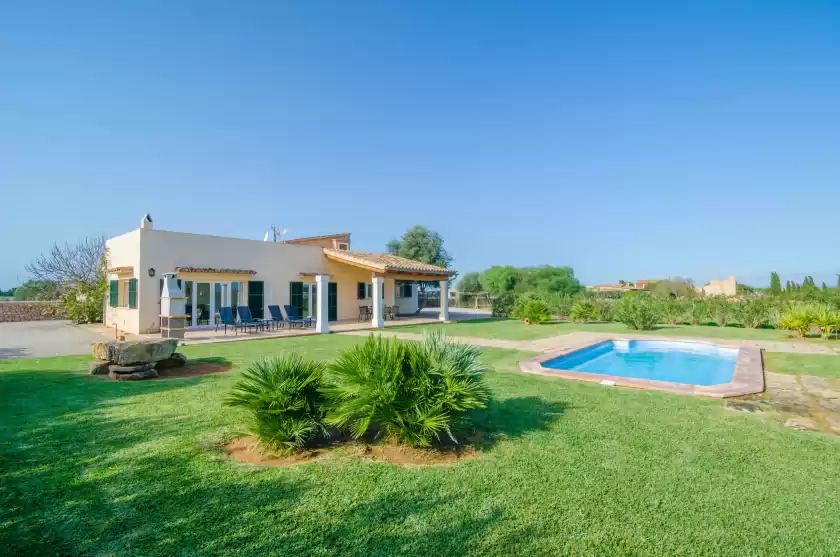 Holiday rentals in Son coves petit, Campos