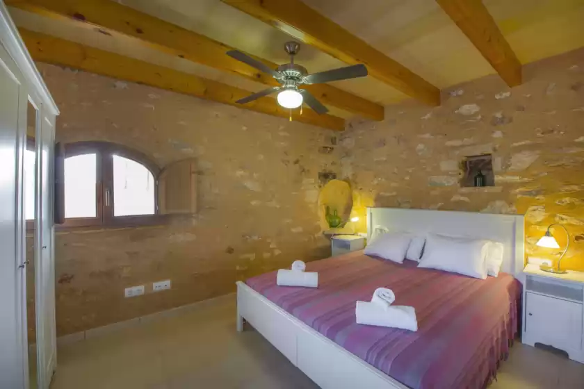 Holiday rentals in Son coves petit, Campos