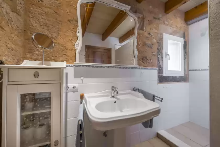 Holiday rentals in Son coves petit, Campos