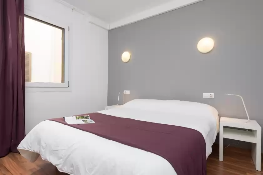 Holiday rentals in Rosa dels vents 2a, s'Illot