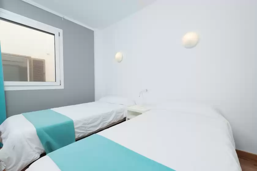 Holiday rentals in Rosa dels vents 2b, s'Illot