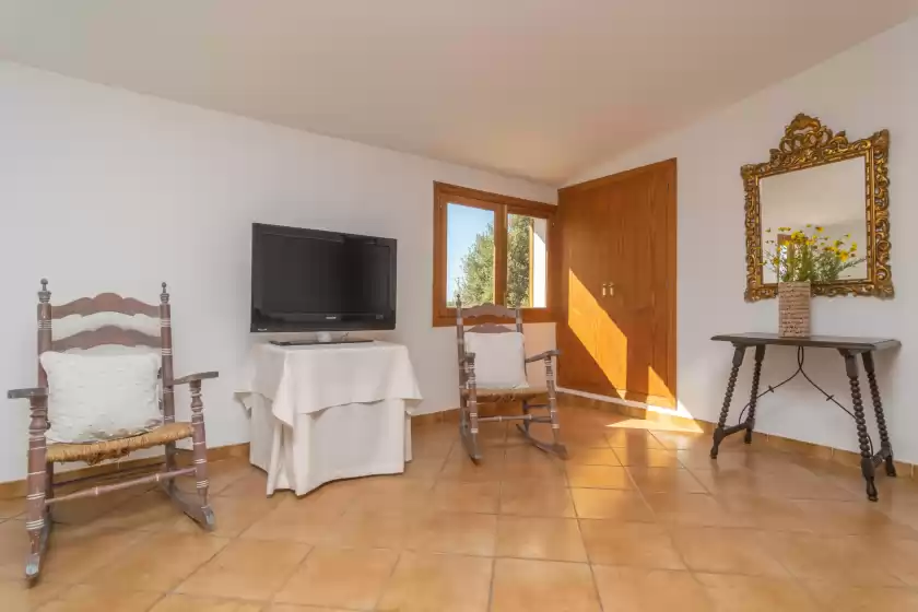 Holiday rentals in Can pilos, Inca