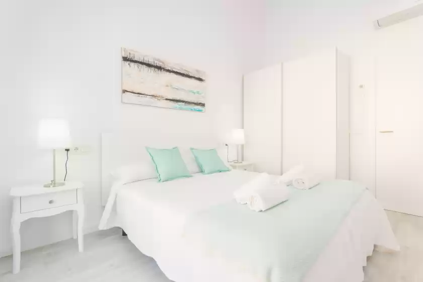 Holiday rentals in Can serra, Sa Pobla