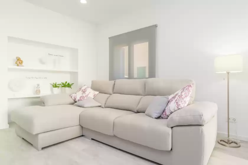 Holiday rentals in Can serra, Sa Pobla