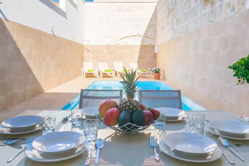 Holiday rentals in Can serra, Sa Pobla