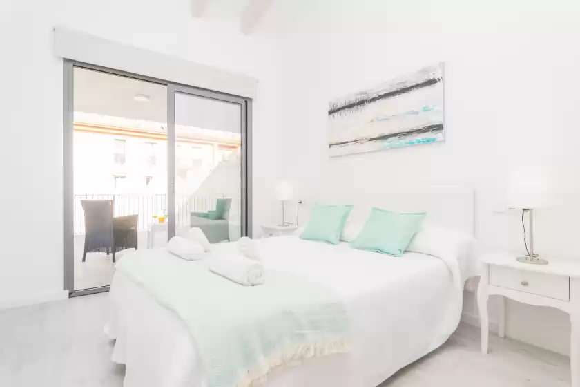 Holiday rentals in Can serra, Sa Pobla