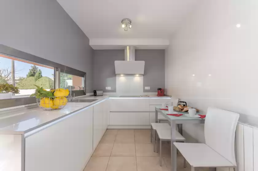 Holiday rentals in Splendida house, Can Picafort