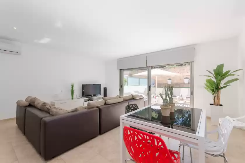Holiday rentals in Splendida house, Can Picafort